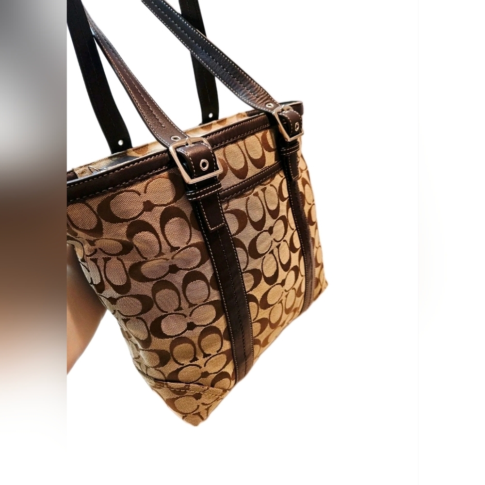 Coach Jaqcuered Medium Tote Brown Handbag F12645 EUC - Picture 9 of 16